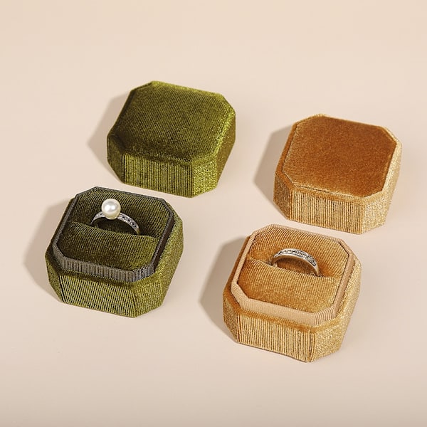 1 st Ring Box Smyckeskrin Presentask