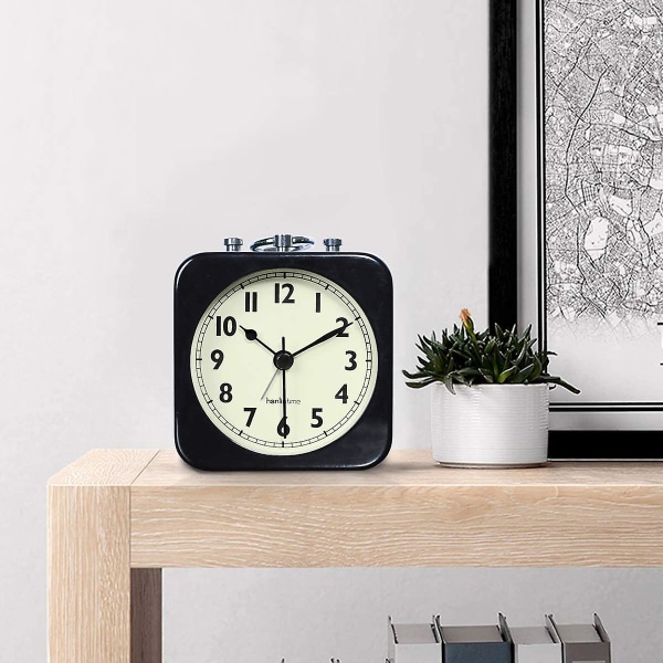 8,5 cm Analog väckarklocka Svart fyrkantig Tyst Liten Metall Resväckarklocka för barns säng