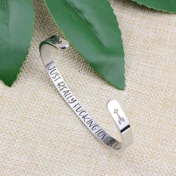 Kvinnors inspirerande armband mamma snidade mantraarmband kronfödelsedagsjuvelerare personlig present till henne