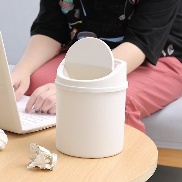 Økonomisk svinglokk søppelbøtte Mini bord søppelbøtte Kreativ mote skrivebord søppelbøtte bøtte Mini rist-lokk små søppelbøtter med plastlokk Stue