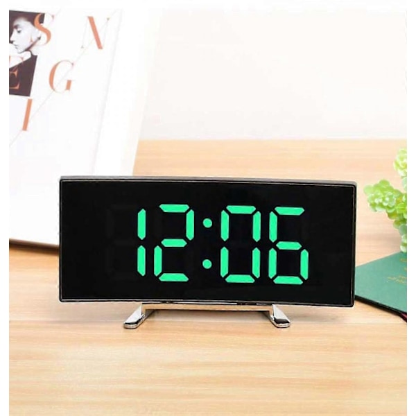 Digital väckarklocka för sovrum, 7-tums LED-display med dimmer, snooze-läge, USB-laddning, 12/24-timmarsformat