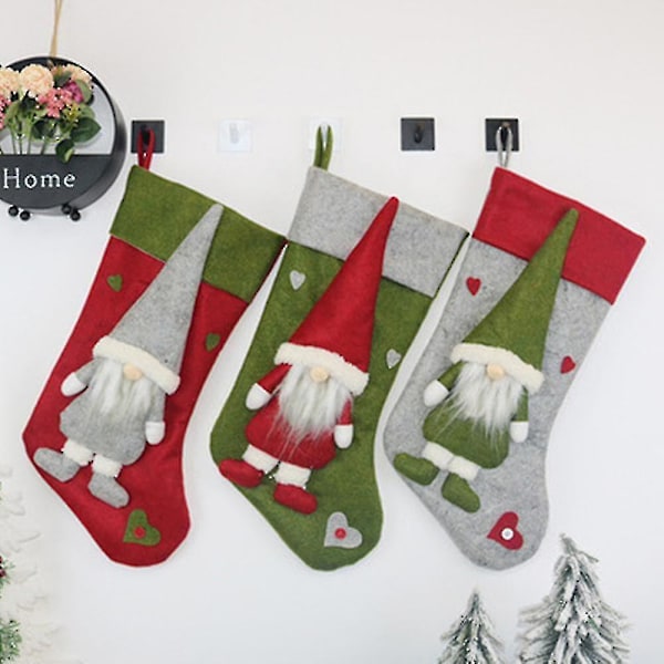 3 stk Jule Strømper Dekorasjon Med 3D Plussj Julenissen Juler Strømper Ornament Gaver Til Juledekorasjoner Og Familieferiefest Dekor