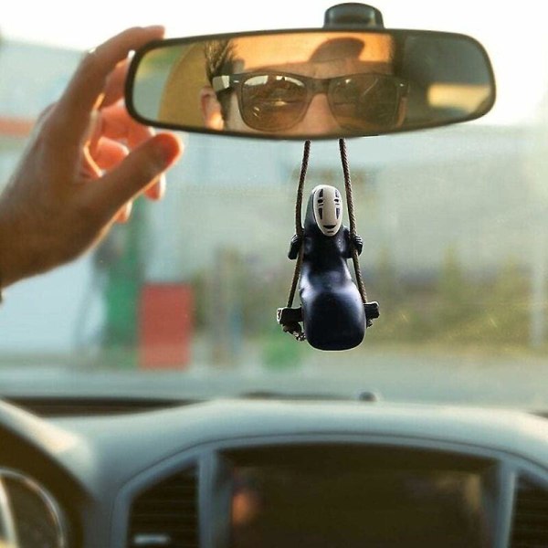 Egnet for ansiktsløse bilpynt Kreativ bil bakspeil anheng Ansiktsløs mann Anime Swing Veggvindusdekorasjoner (: 3,2 5,2 cm)