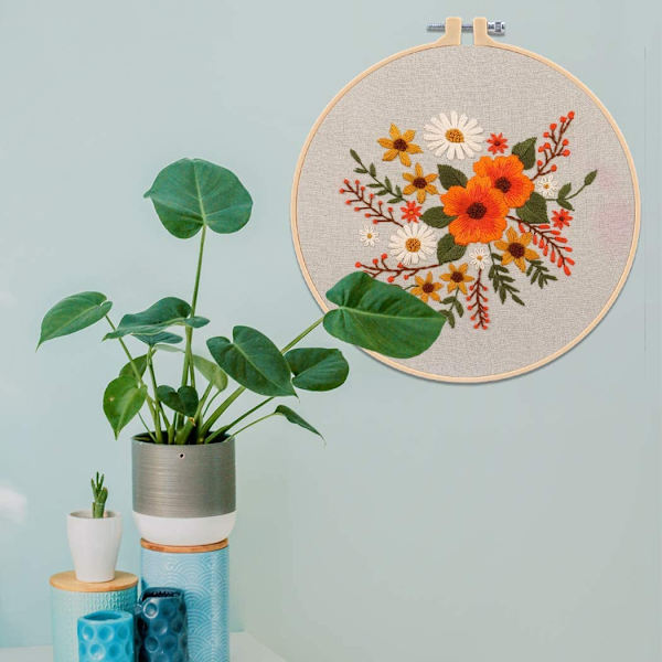 Korsstygnsstartset med blommönster