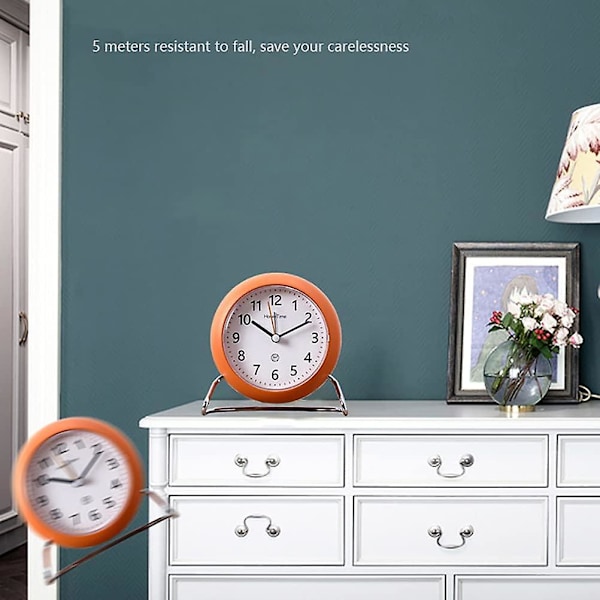 tum rund väckarklocka, batteridriven, ljusemitterande funktion, ultratyst väckarklocka, enkel och stilren design för skrivbord/sovrum (orange)