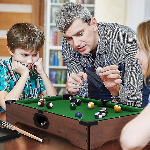 Mini bordplade pool sæt - Billardspil Inkluderer spillekugler, køer, kridt, børste og trekant - Bærbar og sjov for hele familien, grøn