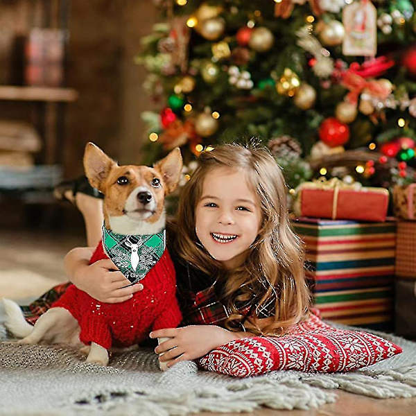 2 Pakkaa Klassisia Kolmiomaisia Merry Christmas -Painatuksella Varustettuja Ruutukuvioisia Joulukoiran Huivi-Hessuja Lahjaksi