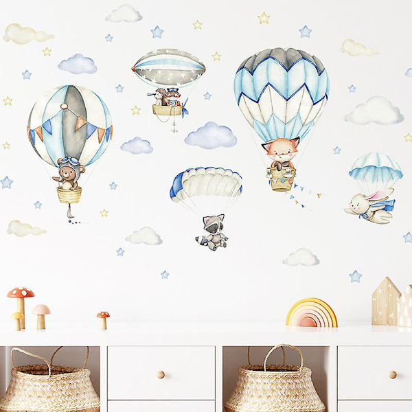 Et sett med barnas veggklistremerker - Dekorasjon for babyromsmønster Dyr luftballonger skyer - Veggklistremerke