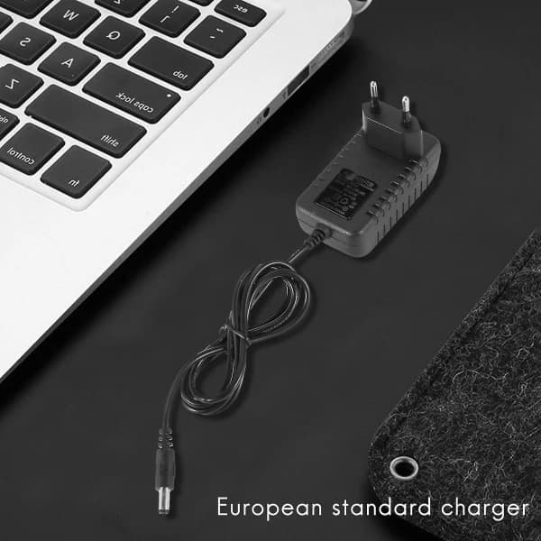 AC 100-240V til DC 9V 2A Adapter Konverter Strøm (EU-plugg)