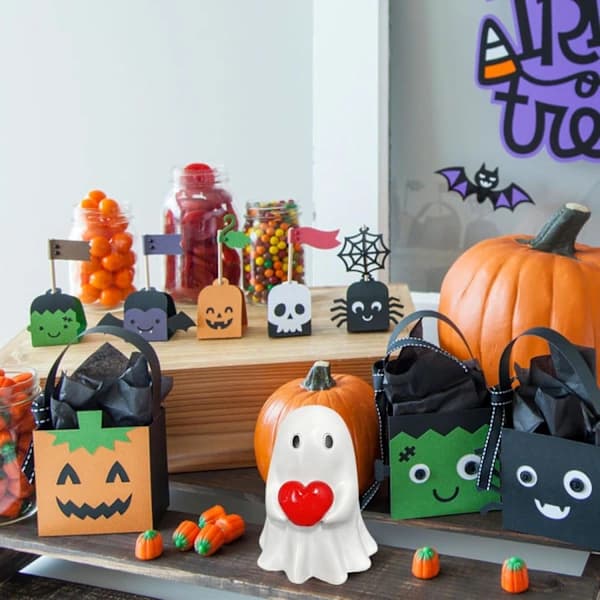 /EA/Halloween Dekoration, Spøgelse Harpiks Rødt Hjerte Figur