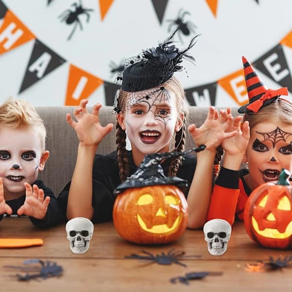 /EA/4-pack Miniatyrplastskallar Skelettskallar Halloween Skalle