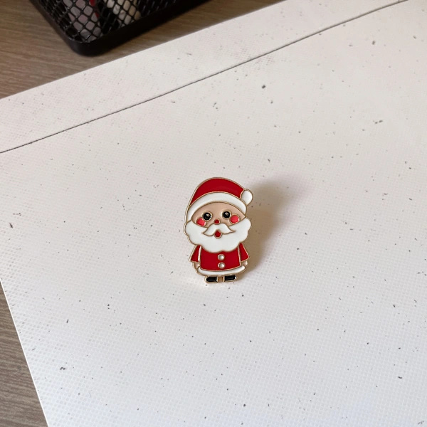 /EA/Julbrosch original söt tomte älg märke studenter
