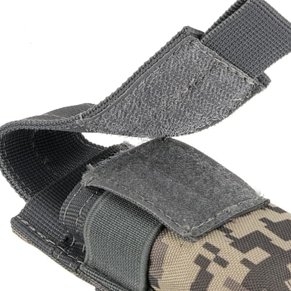 /EA/Harmaa naamiointi, 14X5.5X4CM Yleiskäyttöinen vedenpitävä nylon taskulamppu akku