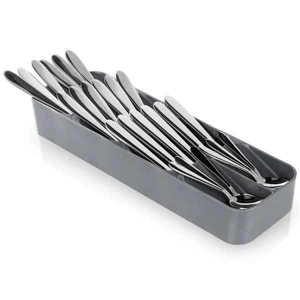 /EA/Rummelig og praktisk bestikkasse i holdbart materiale