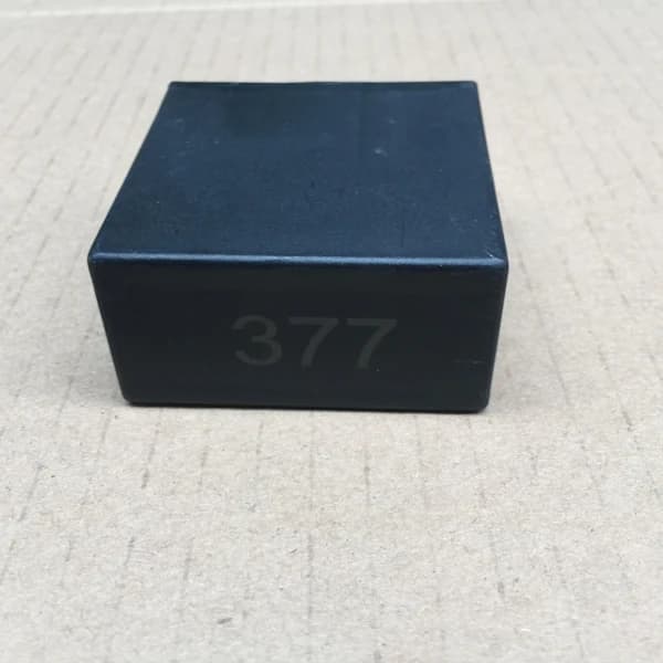 /EA/377 Intermitterende vindusviskermotorstyringsrelé for B5 MK4 Bora 4B0 955 531A