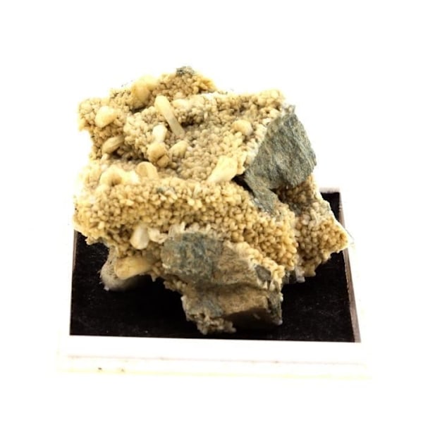 Sten og mineraler. Stilbite. 434,8 ct. Hollersbach-dalen, Hohe Tauern, Østrig.