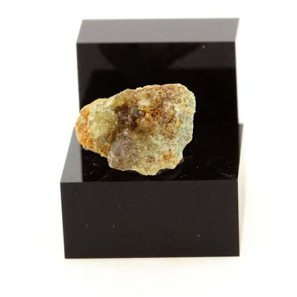 Sten og mineraler. Andradite Topazolite Granat. 9,51 øre. Antetezambato, Antsiranana, Madagaskar. Sjælden.