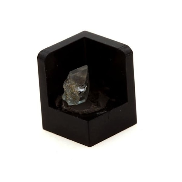 Sten og mineraler. Euklas. 0,26 ct. Equador, Rio Grande do Norte, Brasilien.