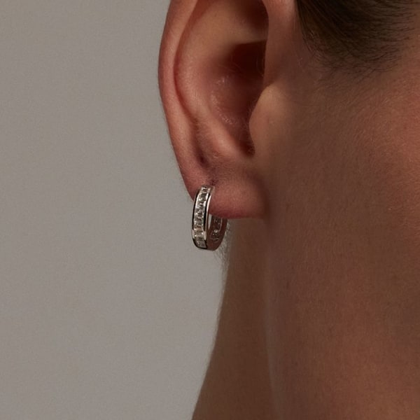 Øreringe - Sebras - Sterling sølv 925 - Funktionszyrkoner - Rhodium-belagt - 15 mm