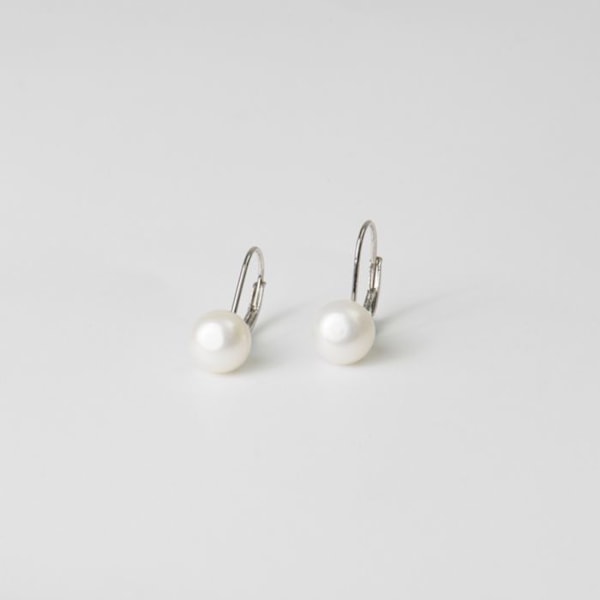 Luxenter Örhängen i 925 silver med vit pärla rhodiumbelagda Höjd 19,3 mm - Essential Vit