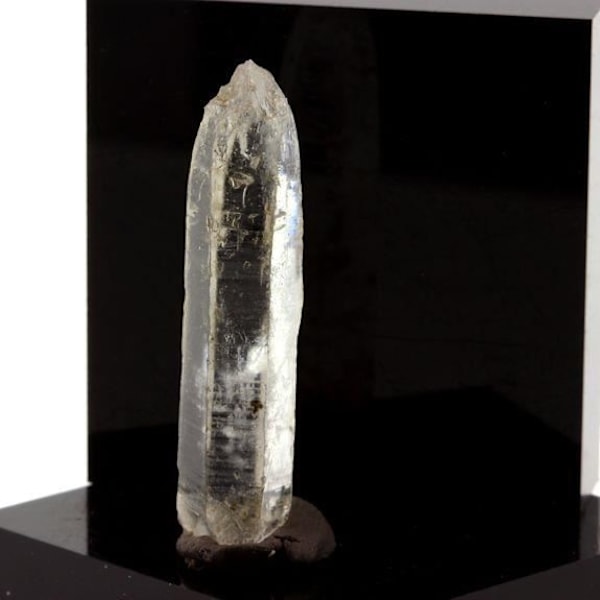Sten og mineraler. Kvarts. 23,6 ct. Lavorgo, Leventina, Ticino, Schweiz.
