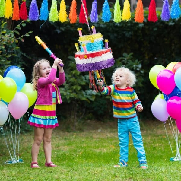 Pinata bursdagskake_NN