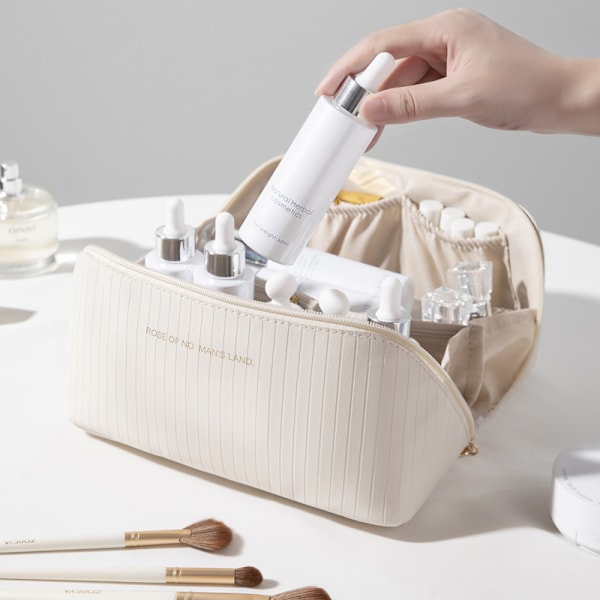 Rymlig necessär / sminkväska Beige