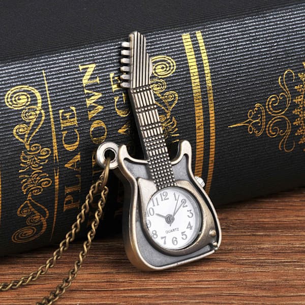[NT] Mini Brons Gitarr Fickur Personlig Halsband Klockor För Män Kvinnor Barn Brons Gitarr