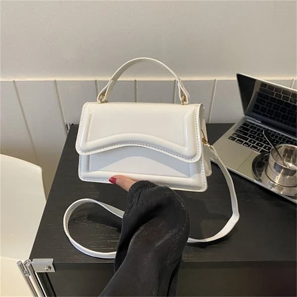 Axelväskor Messenger Bag VIT hvit