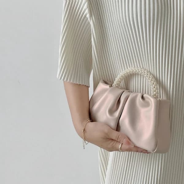 Dame Cloud Bag Perle Håndveske HVIT hvit