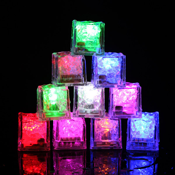 Lysende isbiter, 12-pakning multi LED isbiter