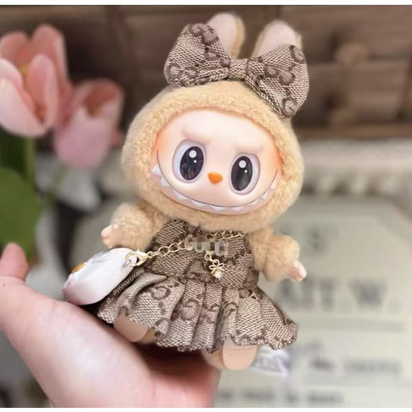 /NC/Monster Labubu Stor Märkesdocka Kläder Klänningar Blind Box Vinyl Ansikte Plyschdocka Hängande Dockkläder #1