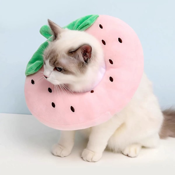 Justerbar Kravekegle til Killinger - Bedårende Kattegenoptræningskrave, Elisabethanske Kraver til Killingehvalpe Efter Operation/NC/ Strawberry Small (fits 1.5-3kg)