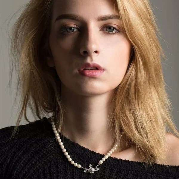 Helmikaulakoru Saturnus Helmikaulakoru Naisille, Helmiplaneetta Kaulakoru