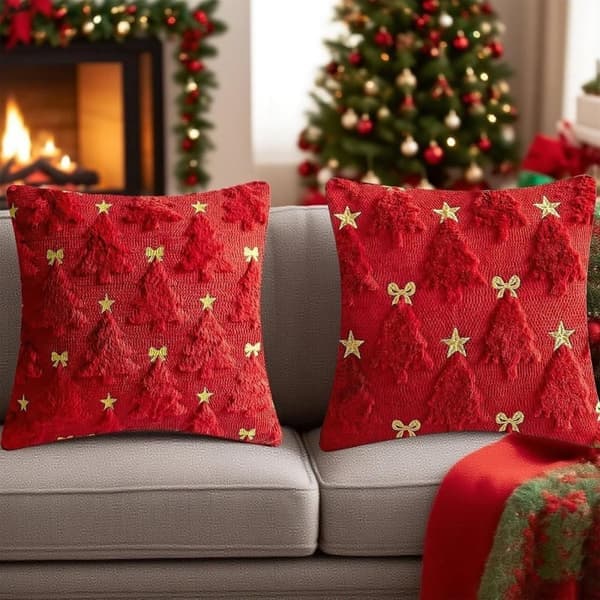 2-pack Juliga Kuddfodral 45×45 cm – Röd Med 3D Broderad Gran, Stjärnor & Rosetter – Vintermys för Soffa & Sovrum – Dolda Dragkedjor