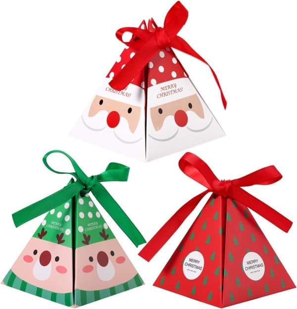 3 Julklappsaskar – Triangulära Godisförpackningsaskar – Jultomte & Julgran – Röd/Grön – 8×8×9 cm