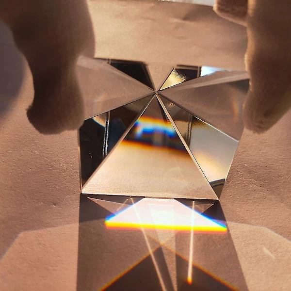 Regnbue Prisma Optisk Glass Krystall Pyramide 40mm Høy Polyhedral Rektangulær Pyramide Vitenskap Populærvitenskap Studenter