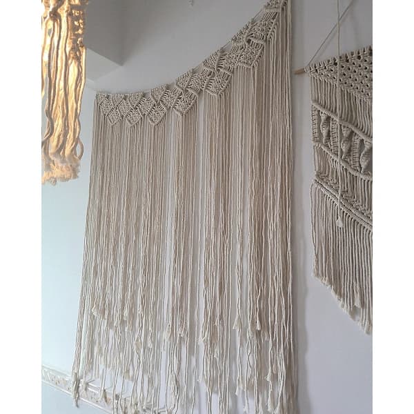 115 x 100 cm Stort håndlavet Macrame vægtæppe Uniform Weave Co