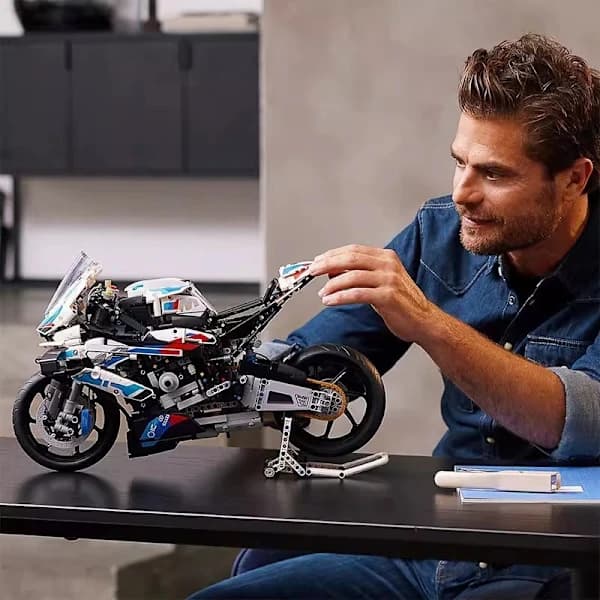 M1000RR motorcykel voksen stor model samlelegetøjsbilgave