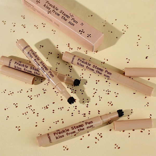 Naturlig Fräknepenna Mjuk Hållbar Vattentät Prick Makeup Penna Markör BÄSTf 04#dark brown one size