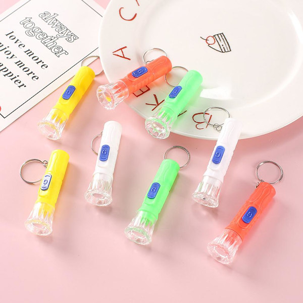 1st Ultraljusstark Mini LED Camping Ficklampa Bärbar Nyckelring S E4J1