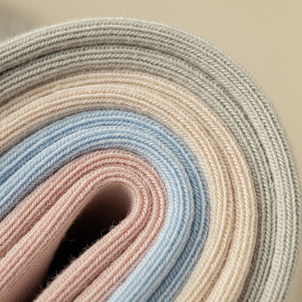 Anti-halk Yoga Strumpor för Kvinnor Fitness Mellanvader Tjocka Strumpor Färgade Strumpor Dansstrumpor Pilates Enfärgade F9m5 Purple 1 pair