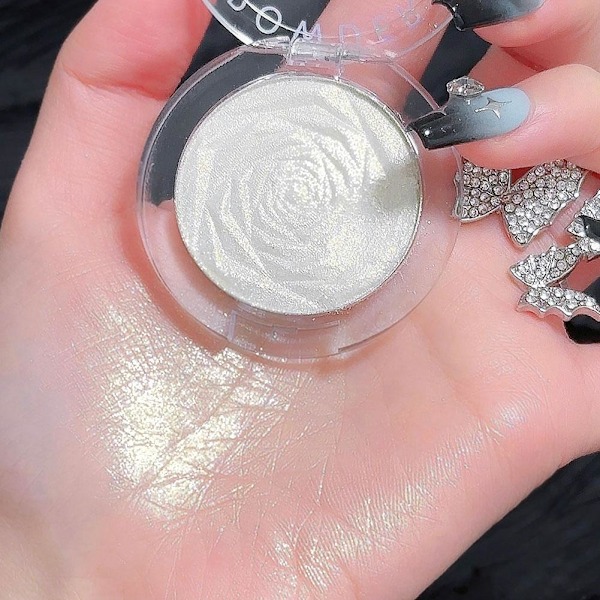 Diamant Highlighting Och Contouring Allt-I-Ett Skiva Naturligt Glitter Ljusare Modifiering P2M5 02 # Crystal Diamond 2.8g
