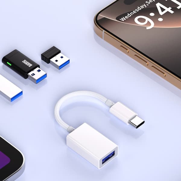 Vändbar Typ C USB-adapter för snabb data- och enhetsanslutning