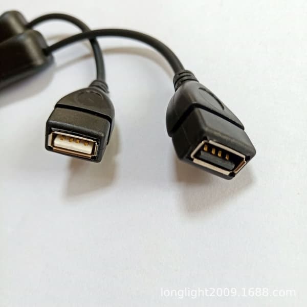 USB A til to USB hun-forlengelseskabel for strøm- og dataoverføring