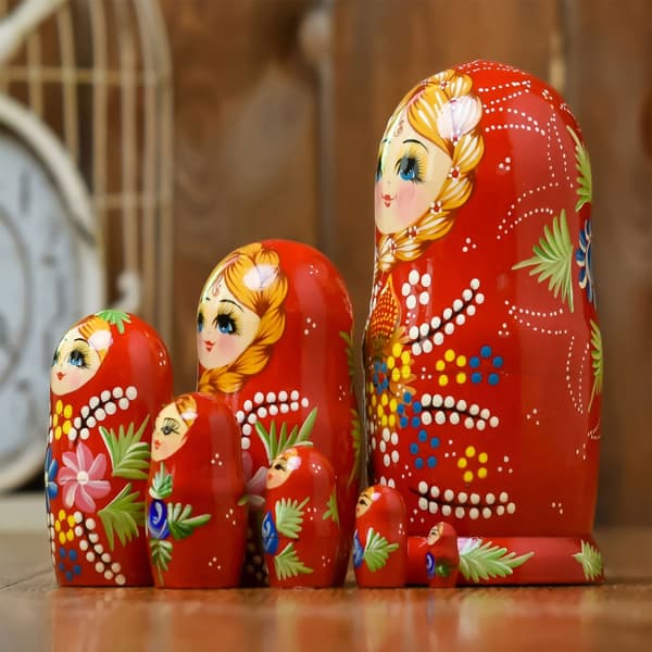 Træ russiske rededukker sæt 7 dele blank til kunstnerisk dekoration og sjov