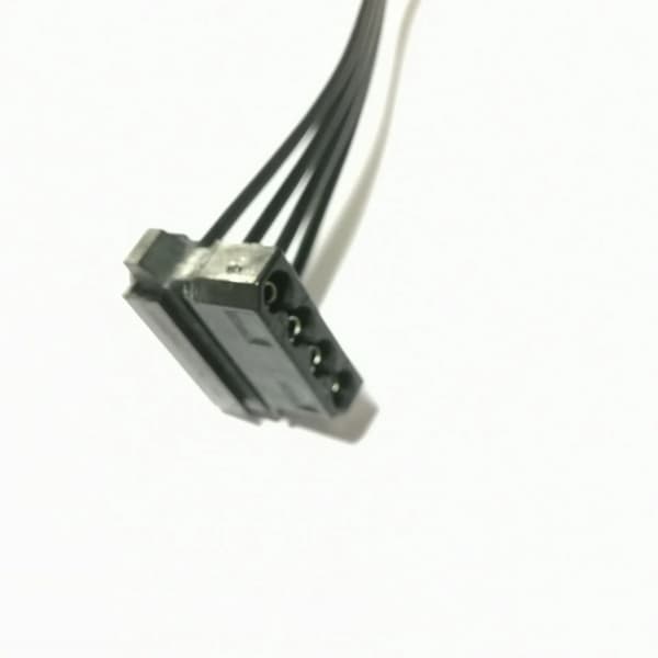 Hovedkort IDE 6Pin til 4 Port 4Pin Strømkabel Adapter Splitter for PC