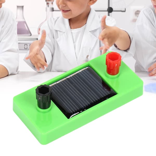 Pedagogisk solcellepanel for fysikk, elektrisitetseksperimenter