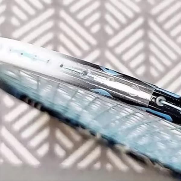 Mångsidiga Racketramskydd Viktigt Badmintonracketramskydd