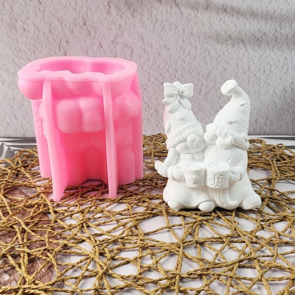 Gipsform for lysstøping med gnome - Silikonform for Valentinsdagsdekorasjon